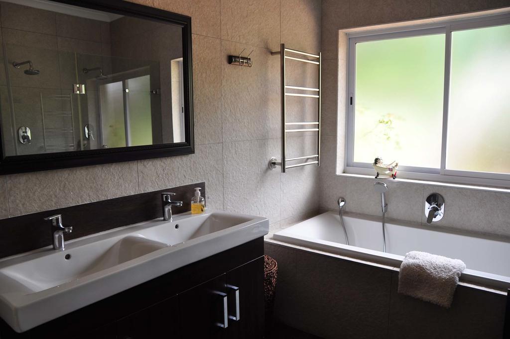 스텔렌보스 Kierie Kwaak Self Catering 빌라 외부 사진